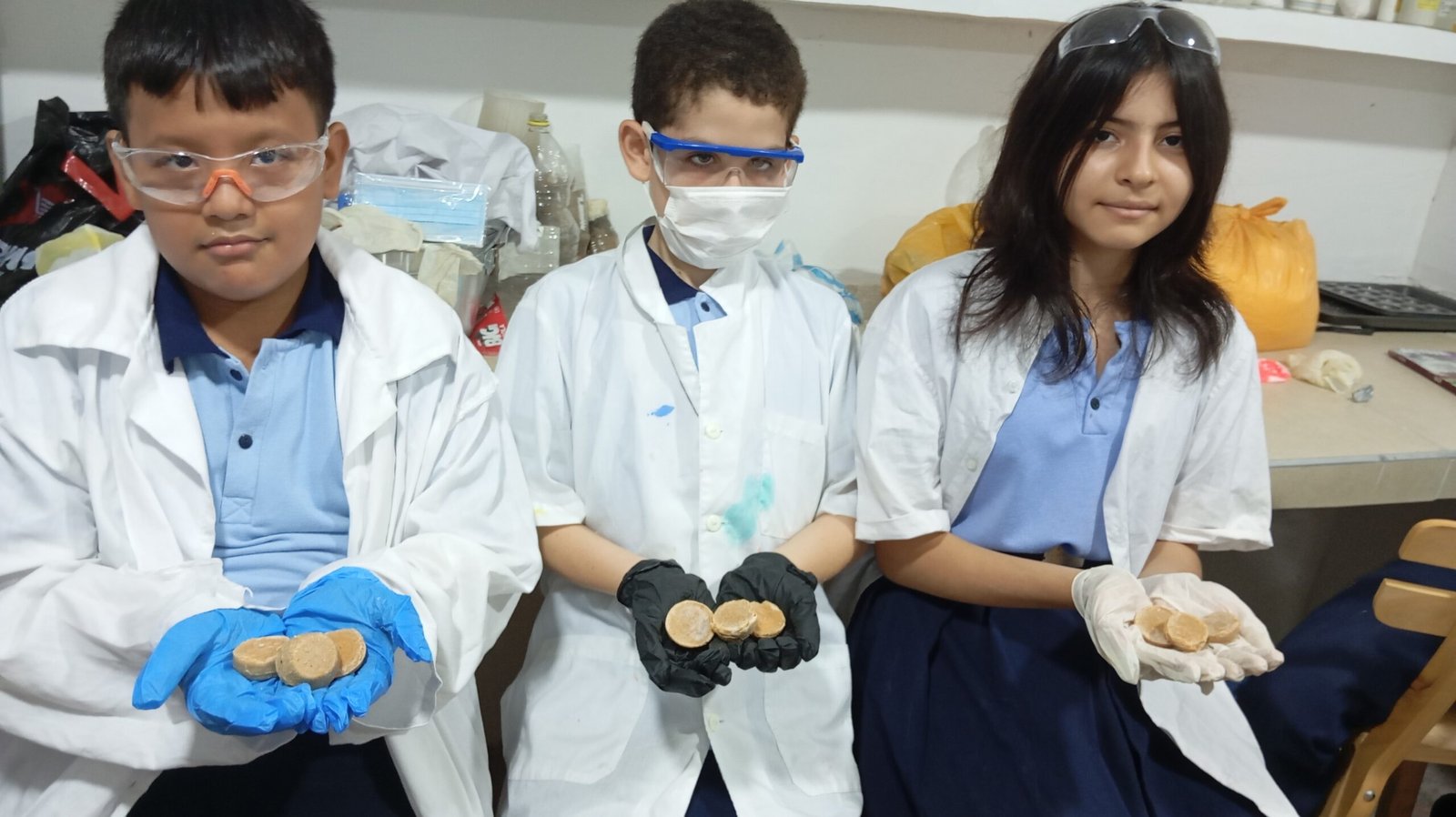 Laboratorio académico del Centro Educativo Queridos Amigos